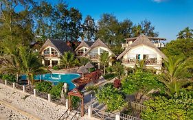 Clove Island Villas & Spa